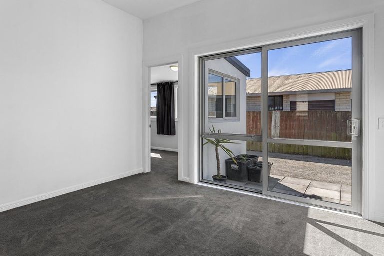 Photo of property in 1/32 Wilson Street, Islington, Christchurch, 8042