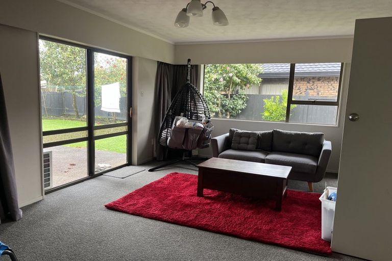 Photo of property in 6 Caulfield Place, Awapuni, Palmerston North, 4412