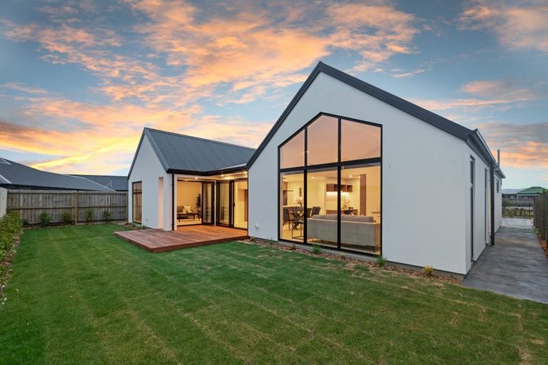 Photo of property in 131 Aviemore Drive, Marshland, Christchurch, 8083