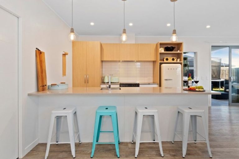 Photo of property in 18 Oka Street, Papamoa Beach, Papamoa, 3118