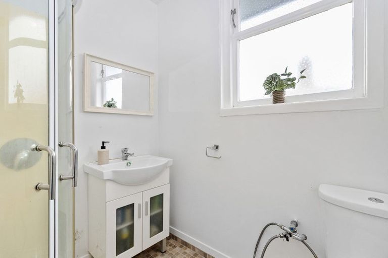 Photo of property in 57 Mansel Avenue, Hillcrest, Hamilton, 3216