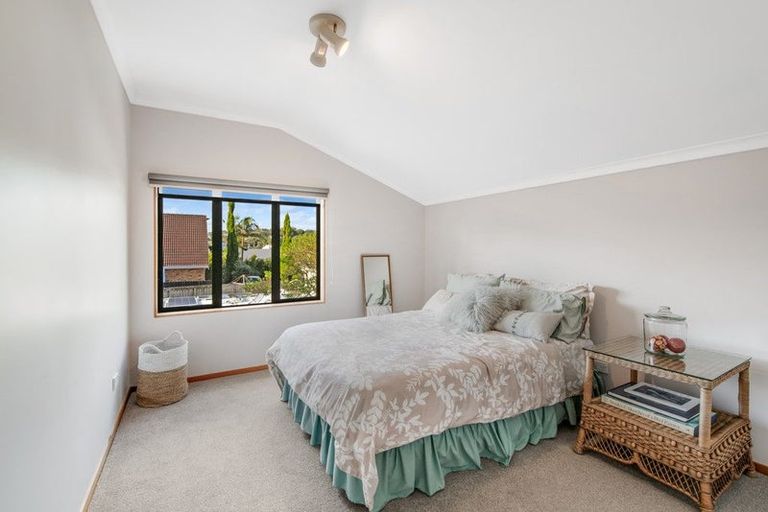 Photo of property in 71a Bay Street, Red Beach, 0932