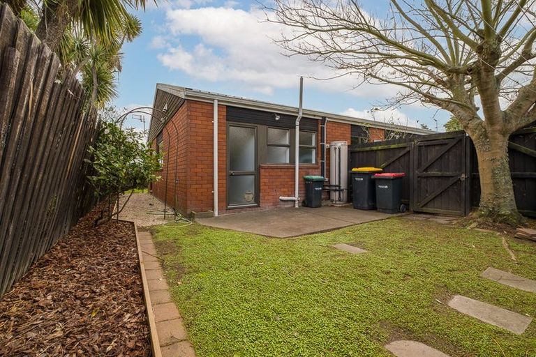 Photo of property in 2/112a Poulson Street, Addington, Christchurch, 8024