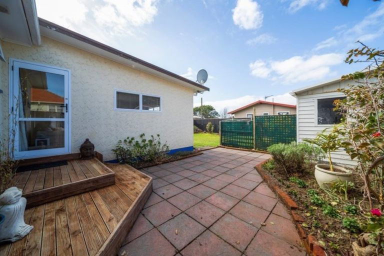 Photo of property in 4 Raleigh Street, Vogeltown, New Plymouth, 4310