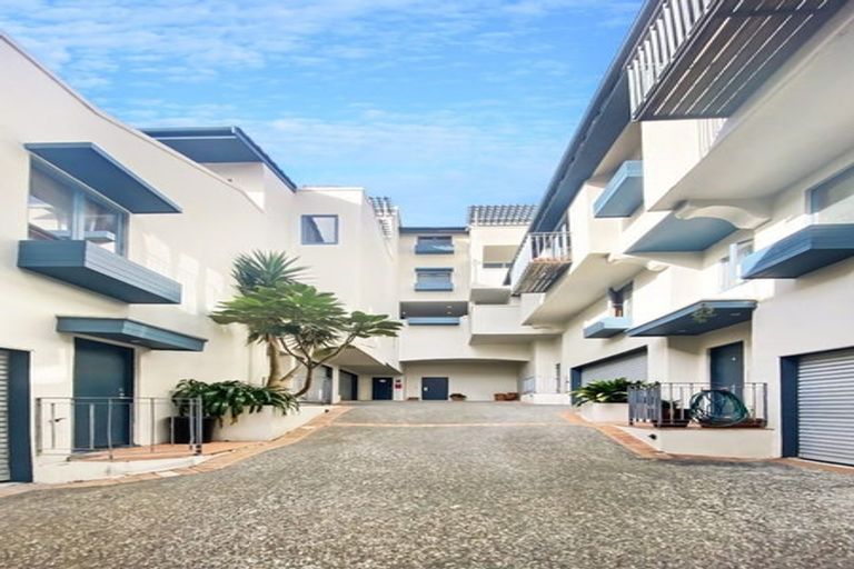 Photo of property in 7a Austin Street, Mount Victoria, Wellington, 6011