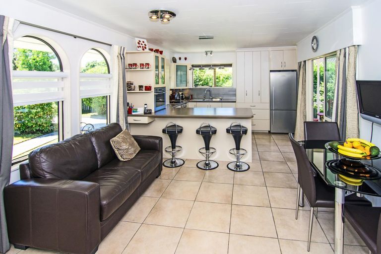 Photo of property in 15 Chamberlain Road, Masterton, 5810