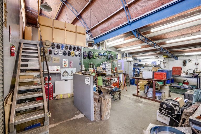 Photo of property in 204 Miller Street, Hastings, 4122