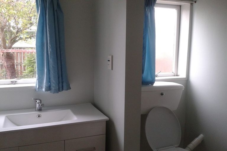 Photo of property in 3 Newbridge Place, Ilam, Christchurch, 8041