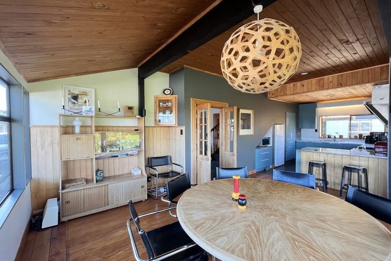 Photo of property in 14 John Street, Titahi Bay, Porirua, 5022