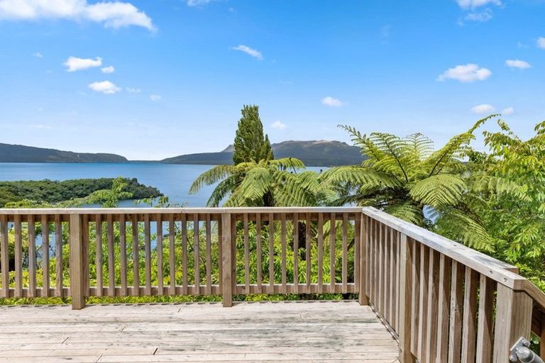 Photo of property in 34 Spencer Road, Lake Tarawera, Rotorua, 3076