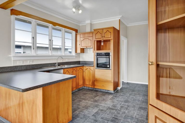 Photo of property in 155 Glover Road, Hawera, 4610