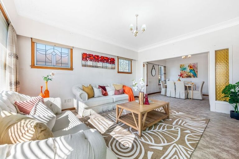 Photo of property in 69 Willerton Avenue, New Lynn, Auckland, 0600