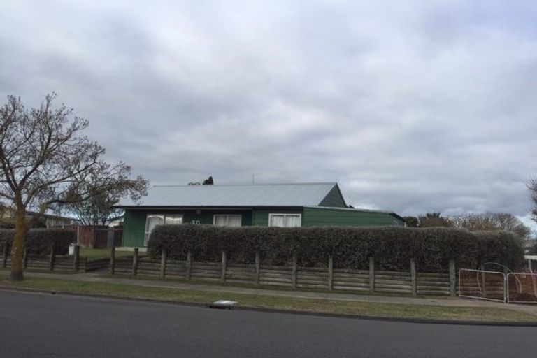 Photo of property in 30 Ramsey Crescent, Flaxmere, Hastings, 4120