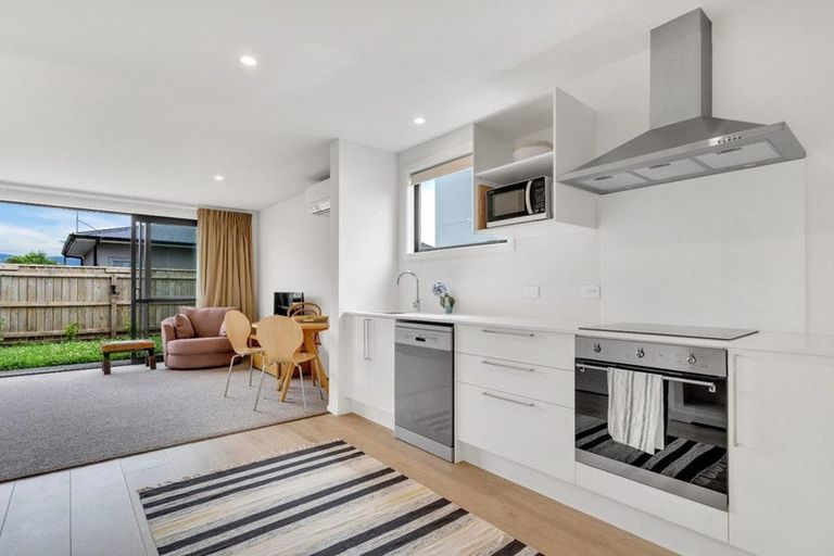 Photo of property in 5/20 Ballinger Place, Carterton, 5713