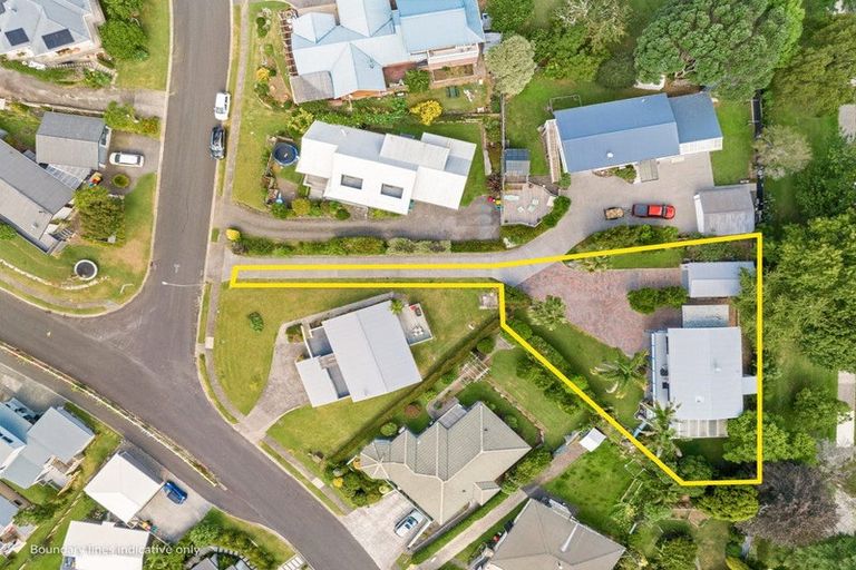 Photo of property in 101 Bruce Wallace Place, Whangamata, 3620