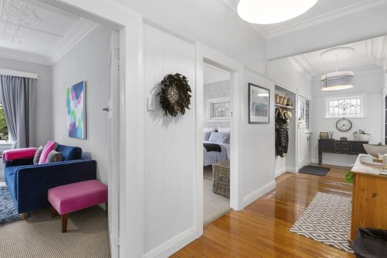 Photo of property in 274 Macandrew Road, Forbury, Dunedin, 9012