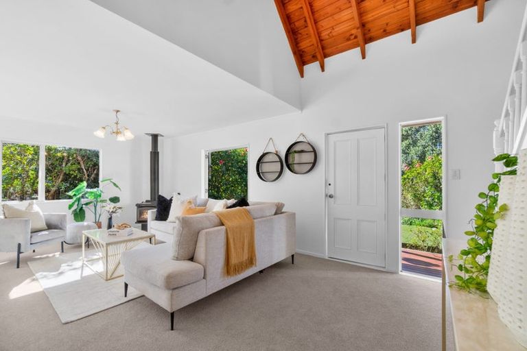Photo of property in 14 Rimu Rise, Albany, Auckland, 0632