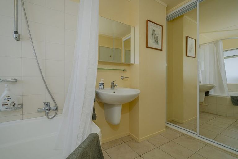 Photo of property in 39 Motuhoa Road, Tairua, 3508