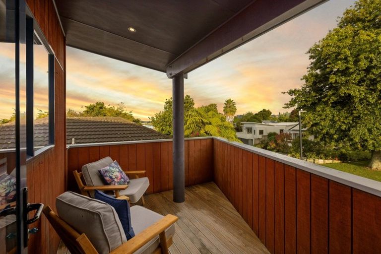 Photo of property in 32 Grantston Drive, Pyes Pa, Tauranga, 3112