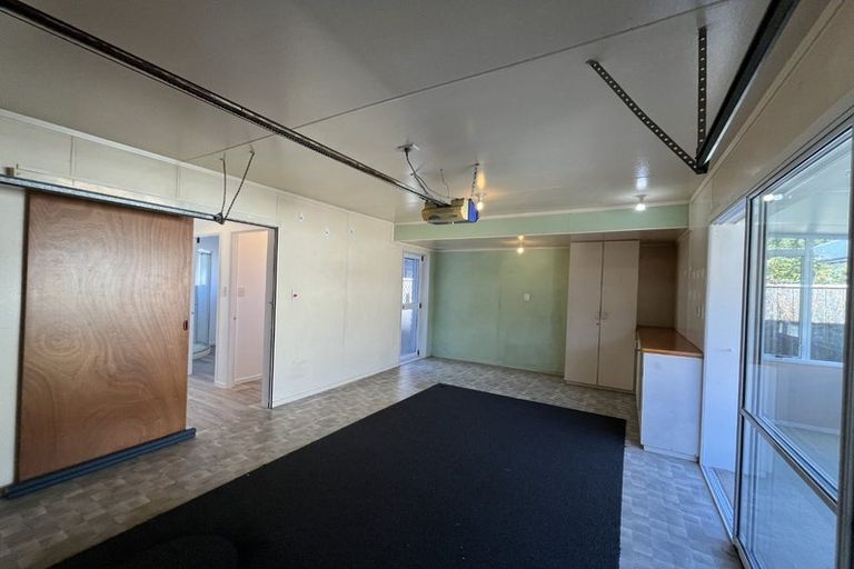 Photo of property in 2/31 Fitzroy Road, Fitzroy, New Plymouth, 4312