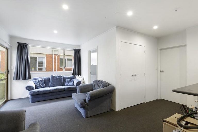 Photo of property in 96 Harbour Terrace, North Dunedin, Dunedin, 9016