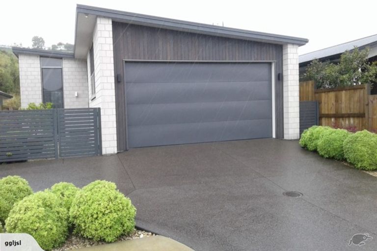 Photo of property in 28 Saint Pauls Drive, Brookfield, Tauranga, 3110