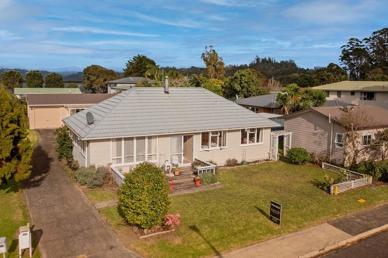 Photo of property in 80a Catherine Crescent, Whitianga, 3510