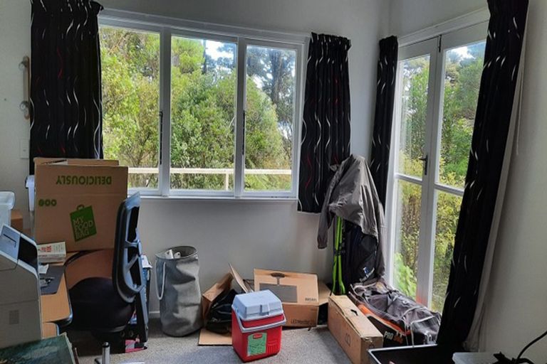 Photo of property in 289 Muritai Road, Eastbourne, Lower Hutt, 5013