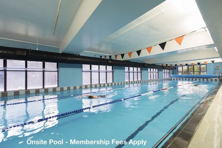 Photo of property in Atrium Towers, 1r/154 The Terrace, Wellington Central, Wellington, 6011