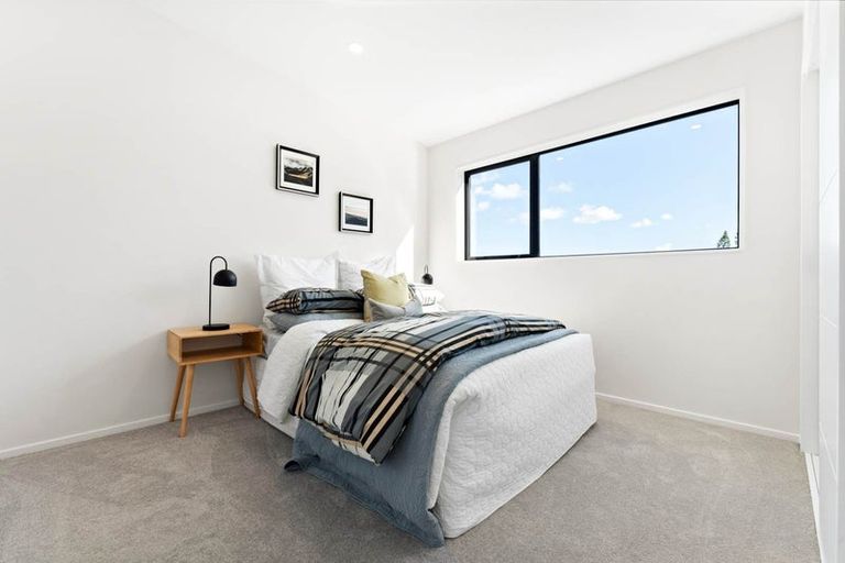 Photo of property in 11a Bowman Road, Forrest Hill, Auckland, 0620