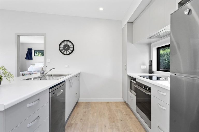 Photo of property in 268 Thornton Road, Cambridge, 3496