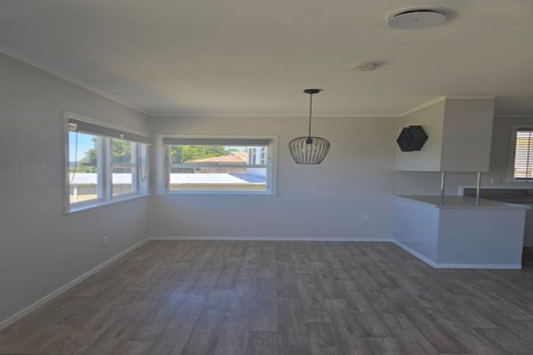 Photo of property in 92 Mallard Drive, Selwyn Heights, Rotorua, 3015