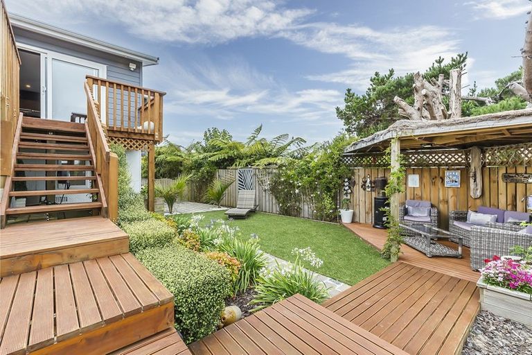 Photo of property in 4 Kilgour Way, Crofton Downs, Wellington, 6035