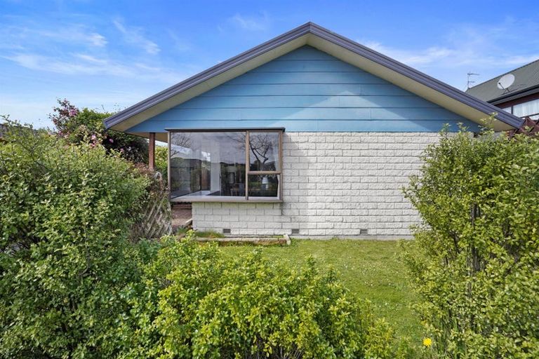 Photo of property in 1/244 Main Road North, Redwood, Christchurch, 8051