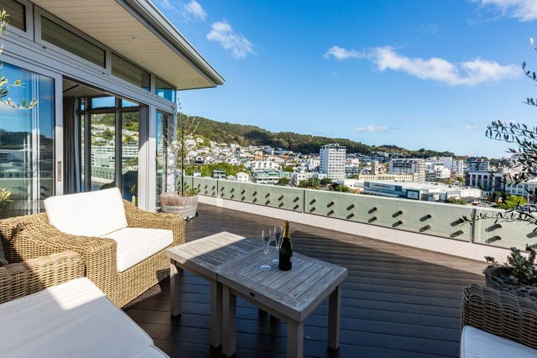 Photo of property in Chaffers Dock, 602/22 Herd Street, Te Aro, Wellington, 6011