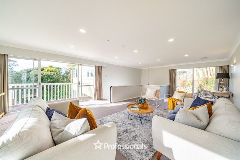 Photo of property in 108 Normandale Road, Normandale, Lower Hutt, 5010