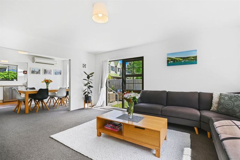 Photo of property in 2/31 Celia Street, Redcliffs, Christchurch, 8081