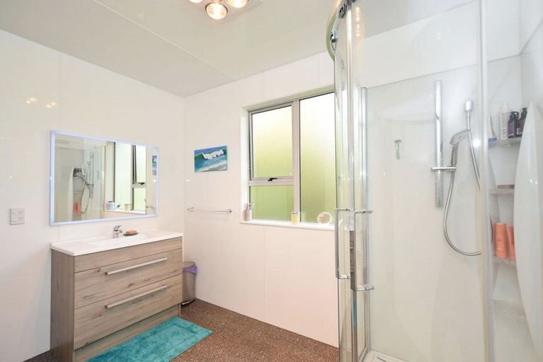 Photo of property in 169 Marama Avenue North, Otatara, Invercargill, 9879