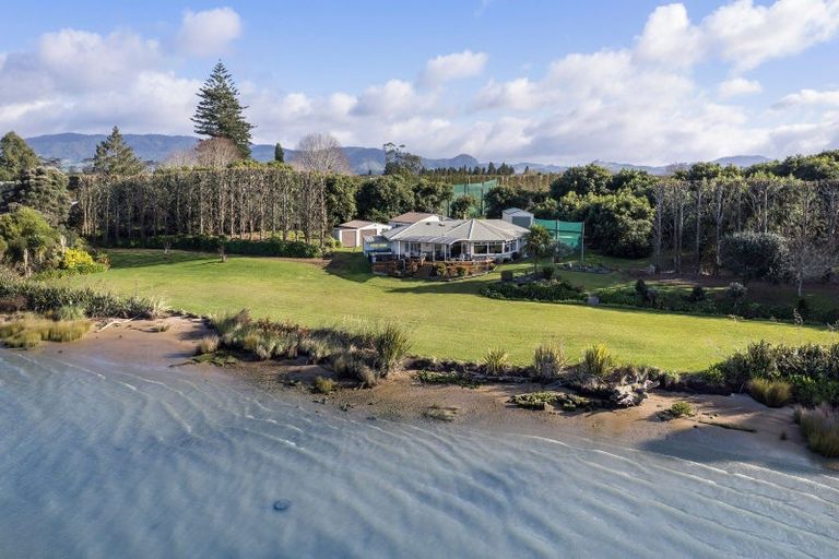 Photo of property in 204e Beach Road, Katikati, 3178