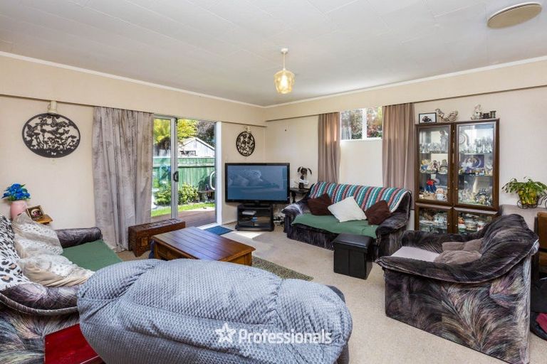 Photo of property in 2/9 Denver Grove, Totara Park, Upper Hutt, 5018