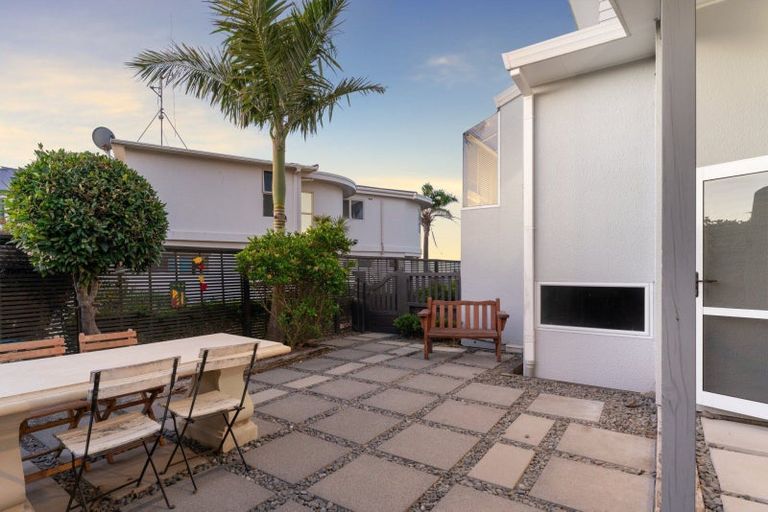 Photo of property in 960a Papamoa Beach Road, Papamoa Beach, Papamoa, 3118