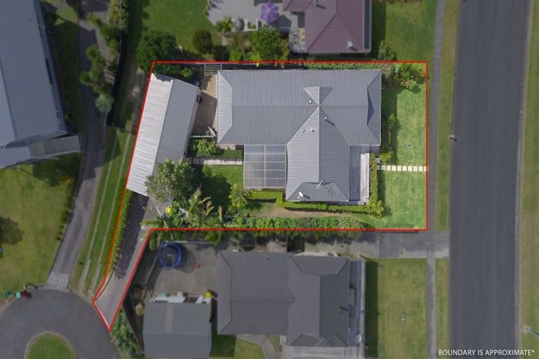 Photo of property in 25 Stella Drive, Clarks Beach, 2122