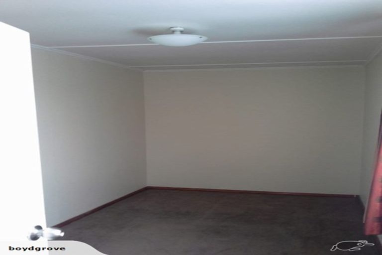 Photo of property in 5 Waldie Grove, Avalon, Lower Hutt, 5011