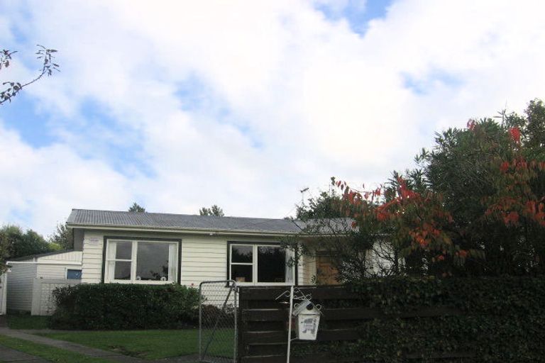 Photo of property in 11 Oriana Place, Highbury, Palmerston North, 4412