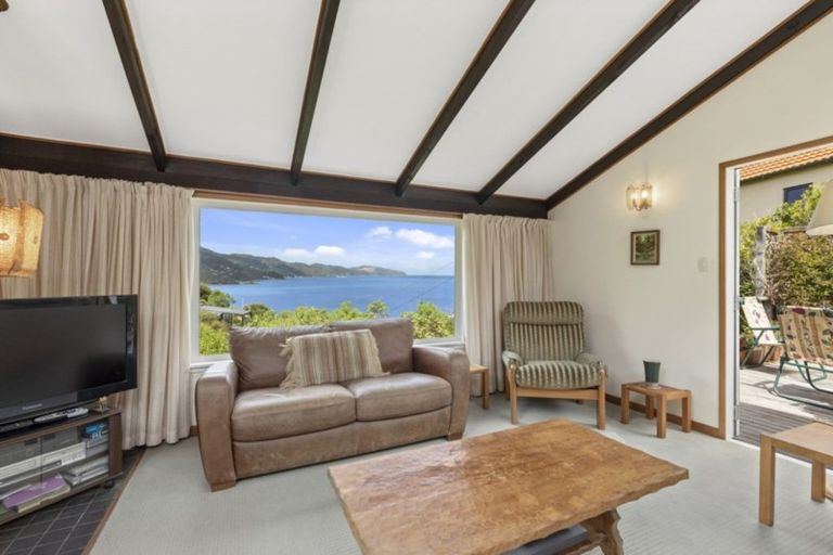 Photo of property in 7 Westhill Road, Point Howard, Lower Hutt, 5013