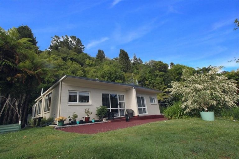 Photo of property in 73 State Highway 30, Lake Rotoma, Rotorua, 3074