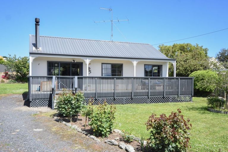 Photo of property in 9 Lynas Street, Outram, 9019