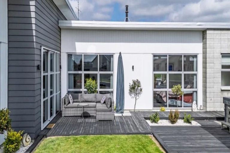 Photo of property in 21 Torbay Avenue, Huntingdon, Ashburton, 7774