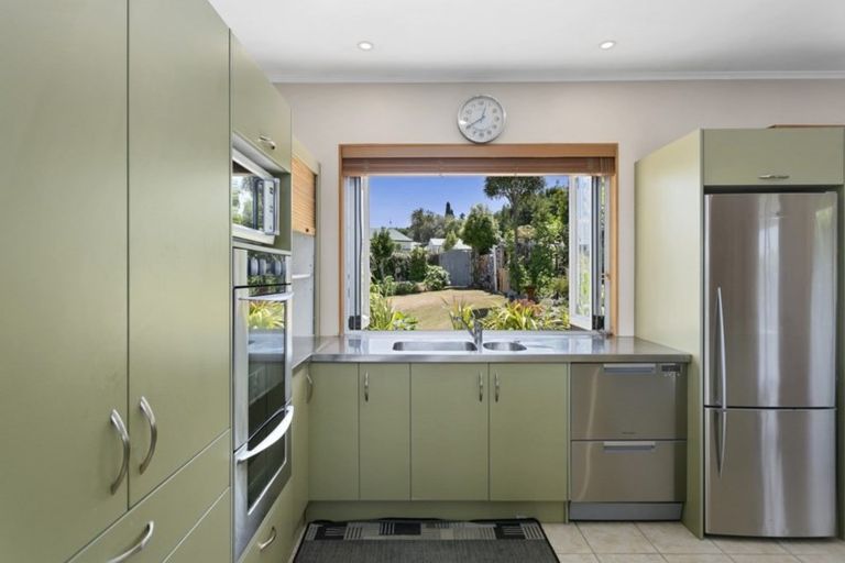 Photo of property in 66 Kurupae Road, Hilltop, Taupo, 3330