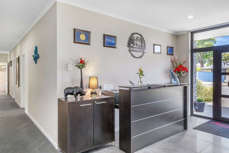 Photo of property in 71 Hokonui Drive, Gore, 9710